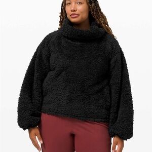 Lululemon Warm Restore Sherpa Pullover Sweatshirt 
Black